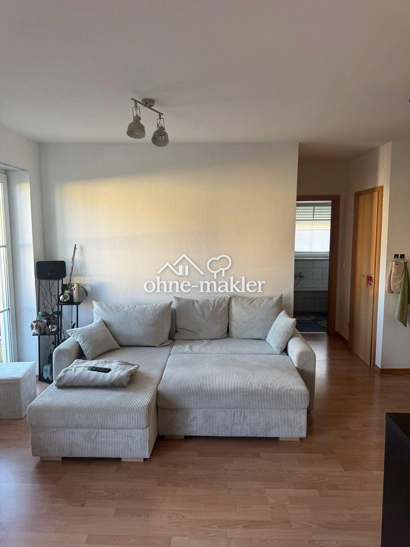 Ruhige Lage, Balkon & Stellplatz in Osterhofen, 94486 Osterhofen