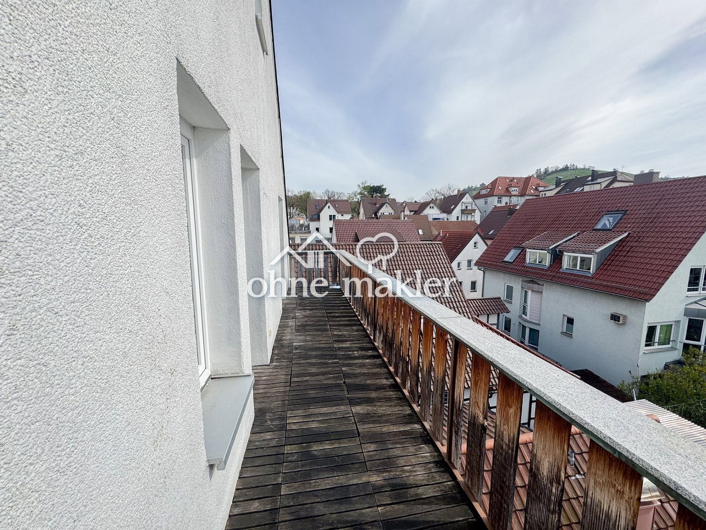 Helle und großzügige 3,5-Zimmer Maisonettewohnung mit EBK und Balkon!, 70327 Stuttgart