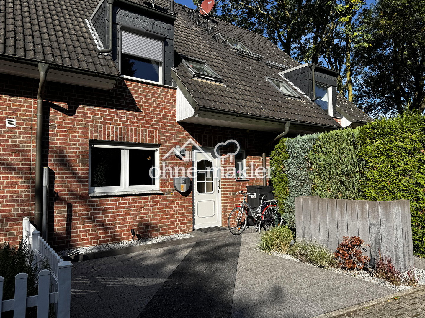 Reihenhaus mit Garten & Photovoltaik in Gelsenkirchen, 45889 Gelsenkirchen (Bismarck)