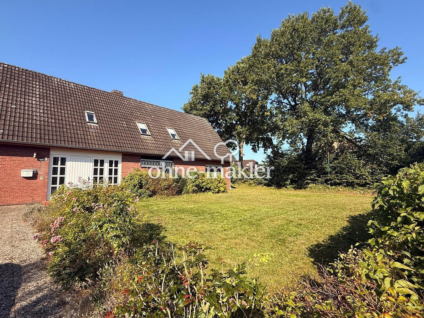 Familienparadies mit Garten in Neumünster, 24536 Neumünster (Brachenfeld Einfeld Tungendorf)