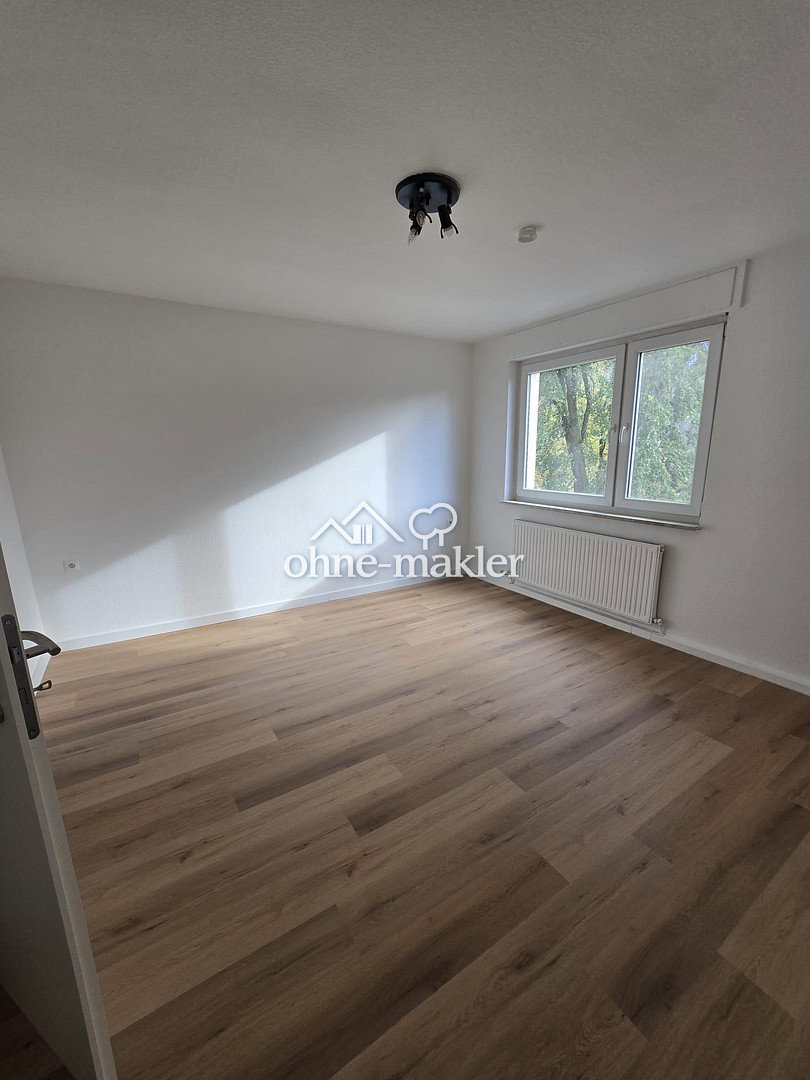 Sanierte 2-Zimmer-Wohnung in Karlsruhe-Südwest, 76133 Karlsruhe
