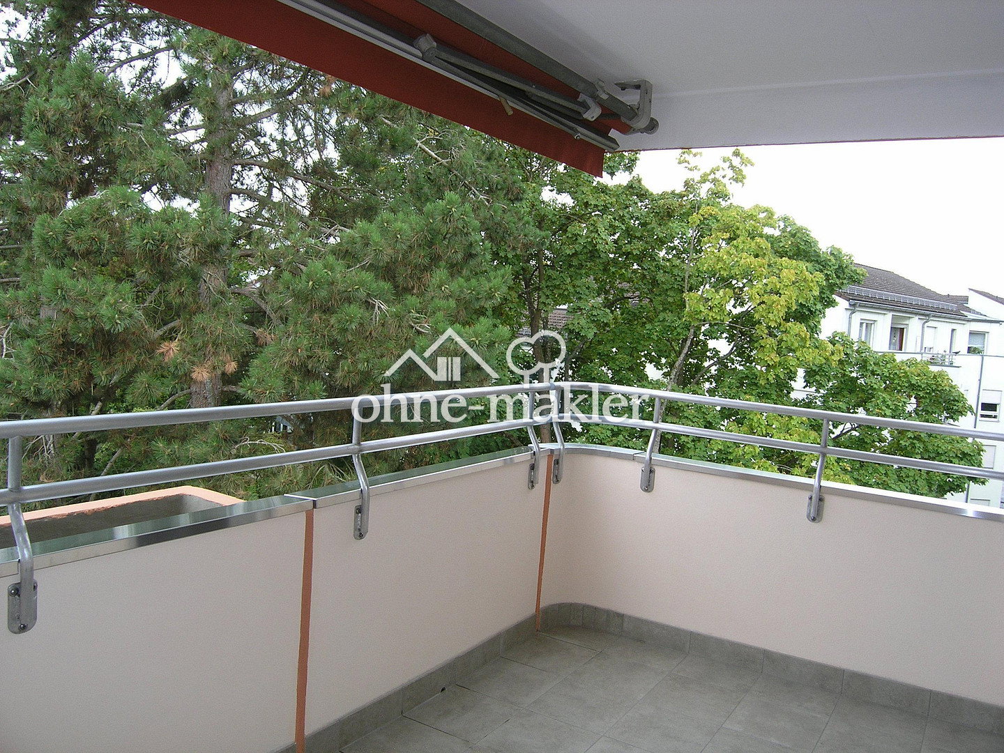 Helle 3,5-Zimmer-Wohnung mit Balkon & Weitblick, 90449 Nürnberg (Gebersdorf Neuröthenbach Röthenbach bei Schweinau)