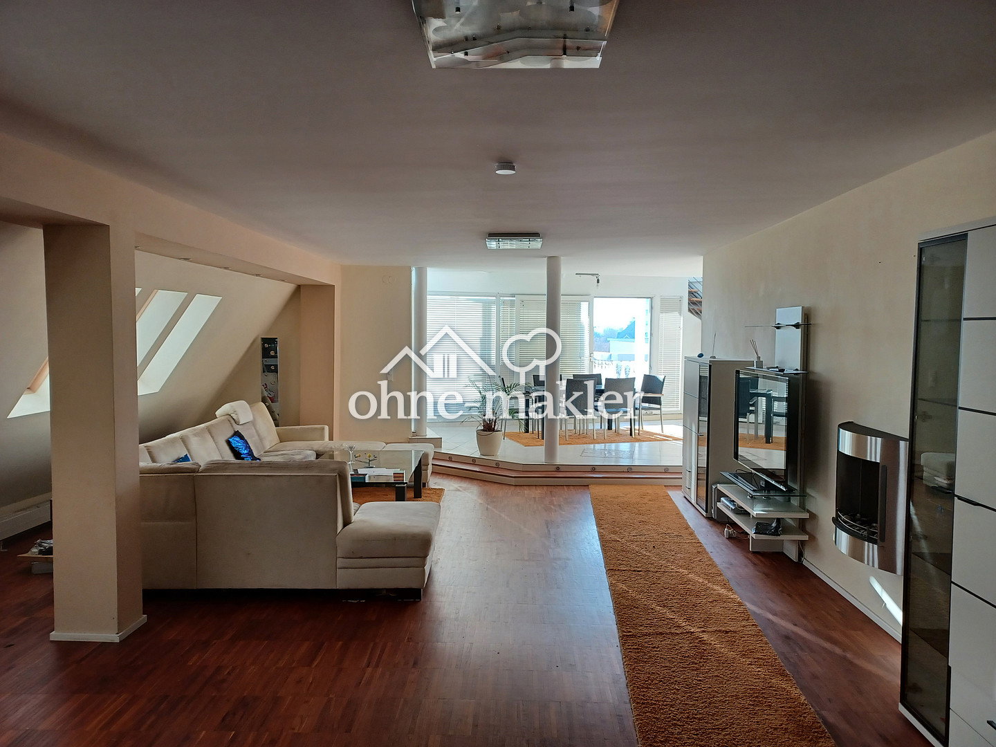 Dachterrasse & City-Flair – Dein Traum in West-Berlin, 10709 Berlin (Charlottenburg-Wilmersdorf Charlottenburg Halensee Wilmersdorf)