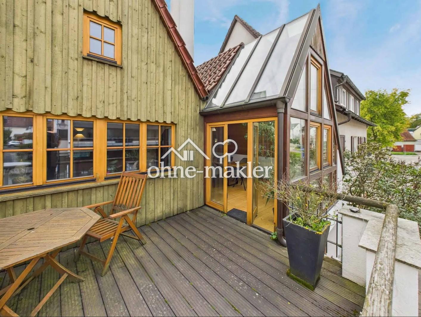 Traumhaus in Nellingen – Dachterrasse & Hobbyraum, 73760 Ostfildern