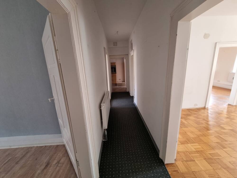 image-65289525