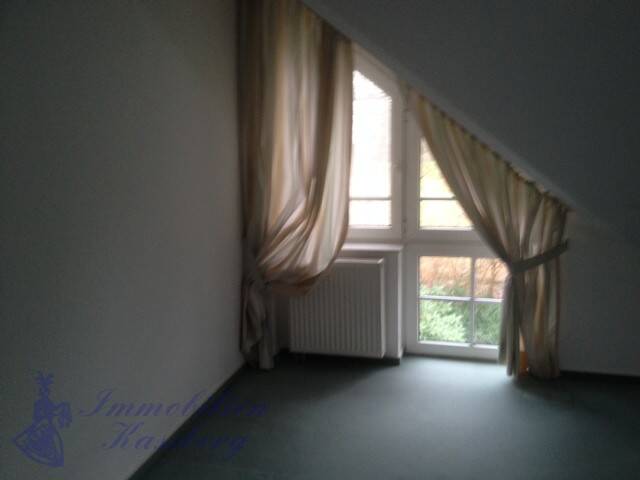 image-65294611