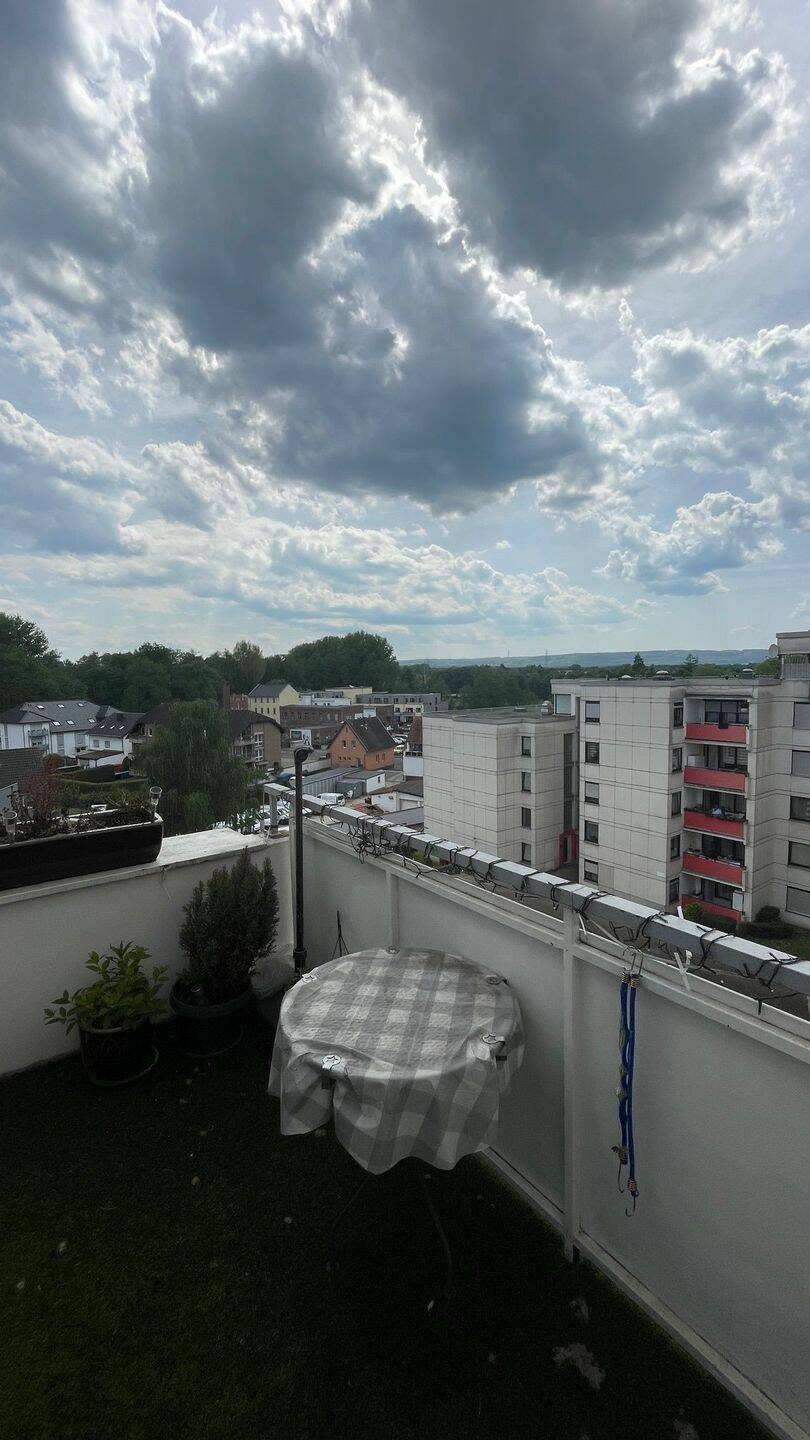 image-65299283
