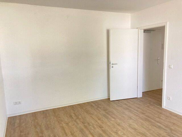 image-65385136