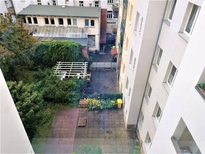 image-65539067