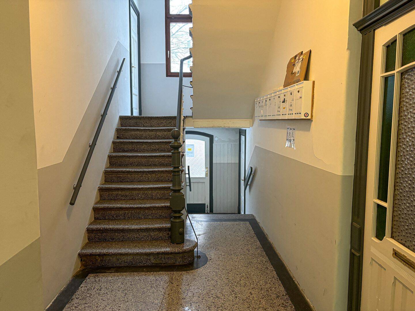 image-65594060