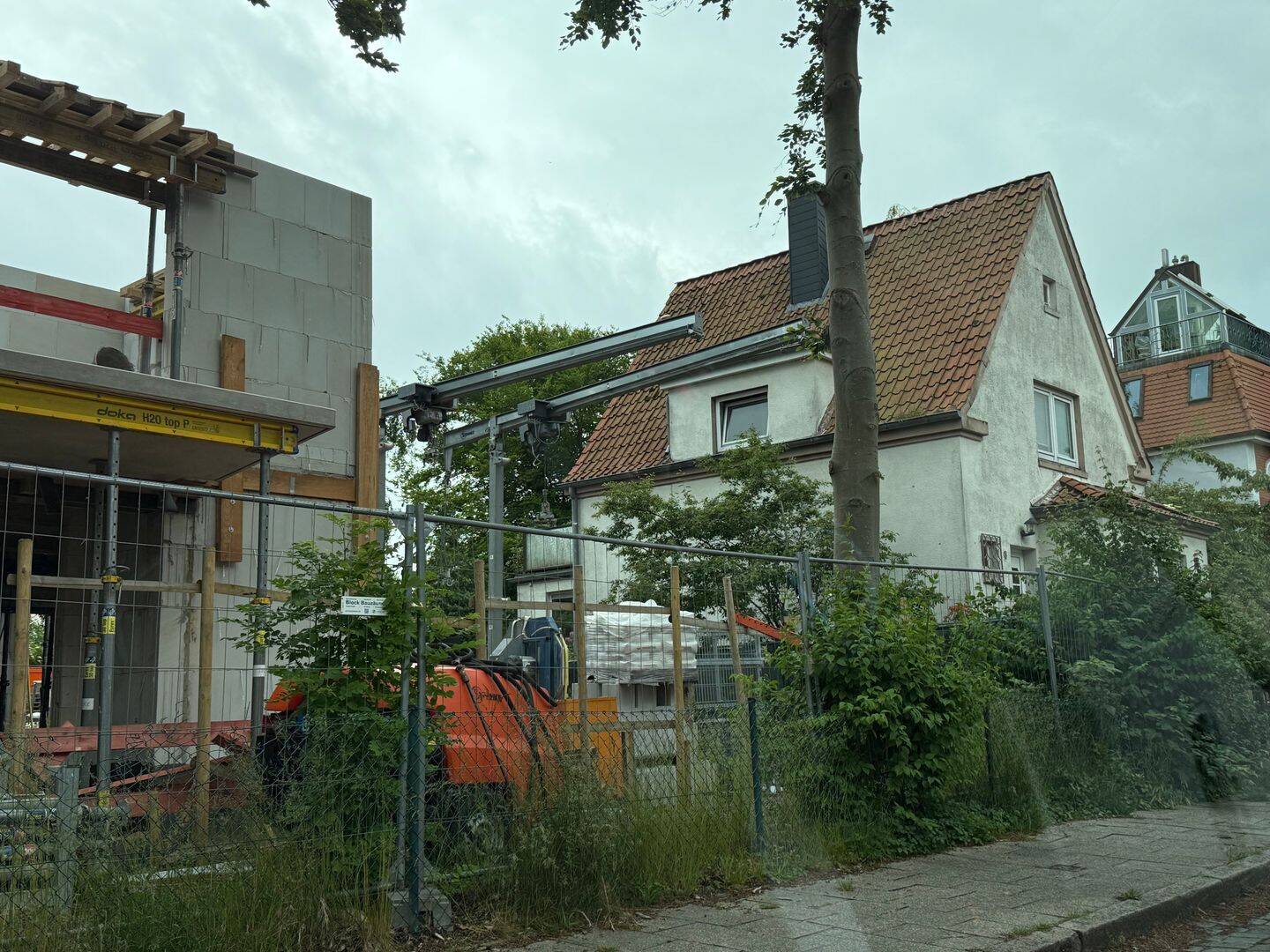 image-65611091