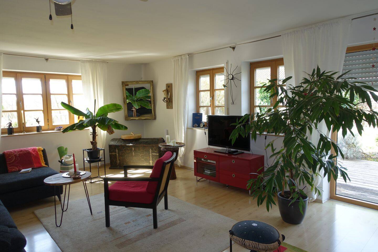 image-65653612