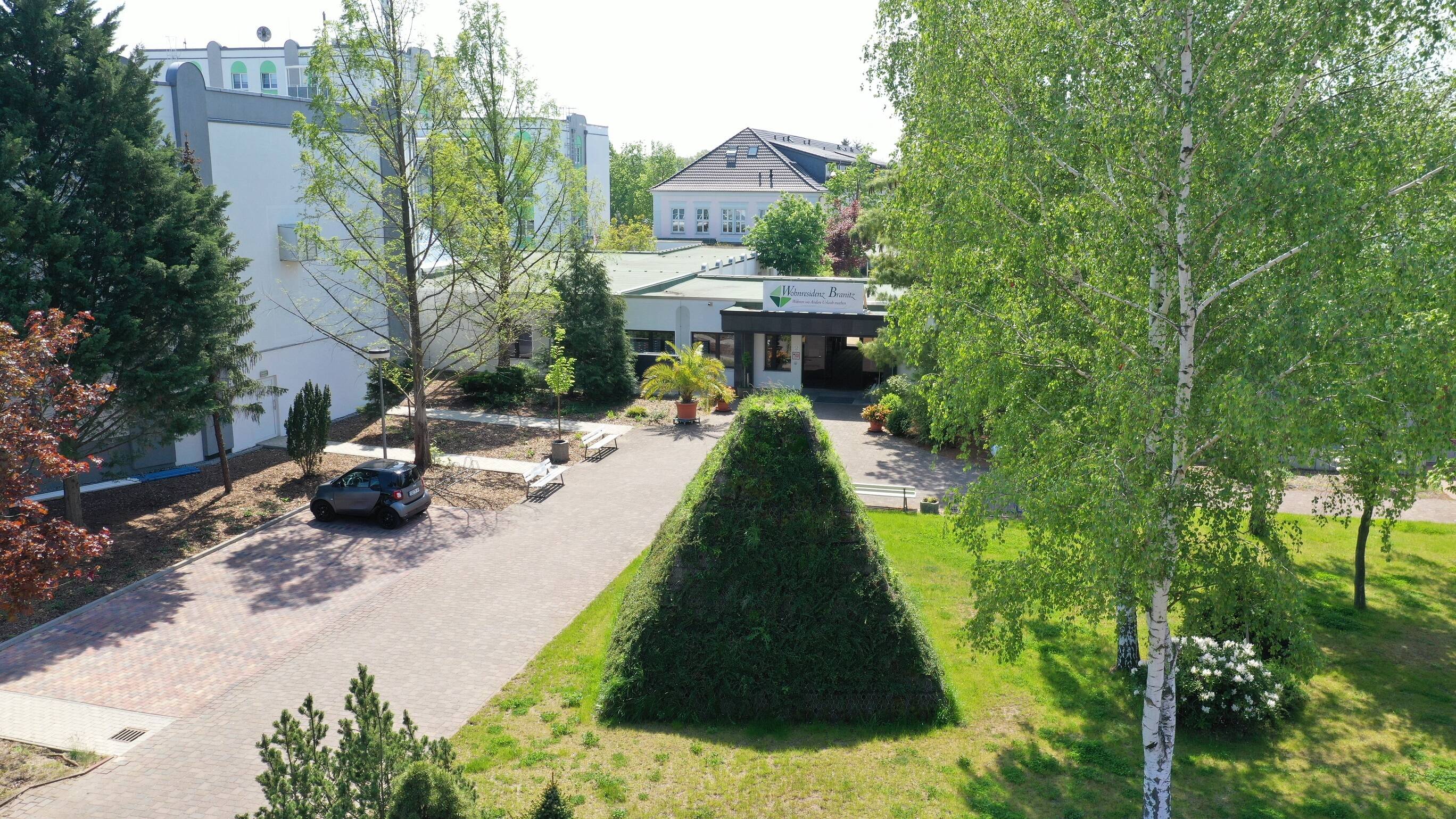 image-65857385