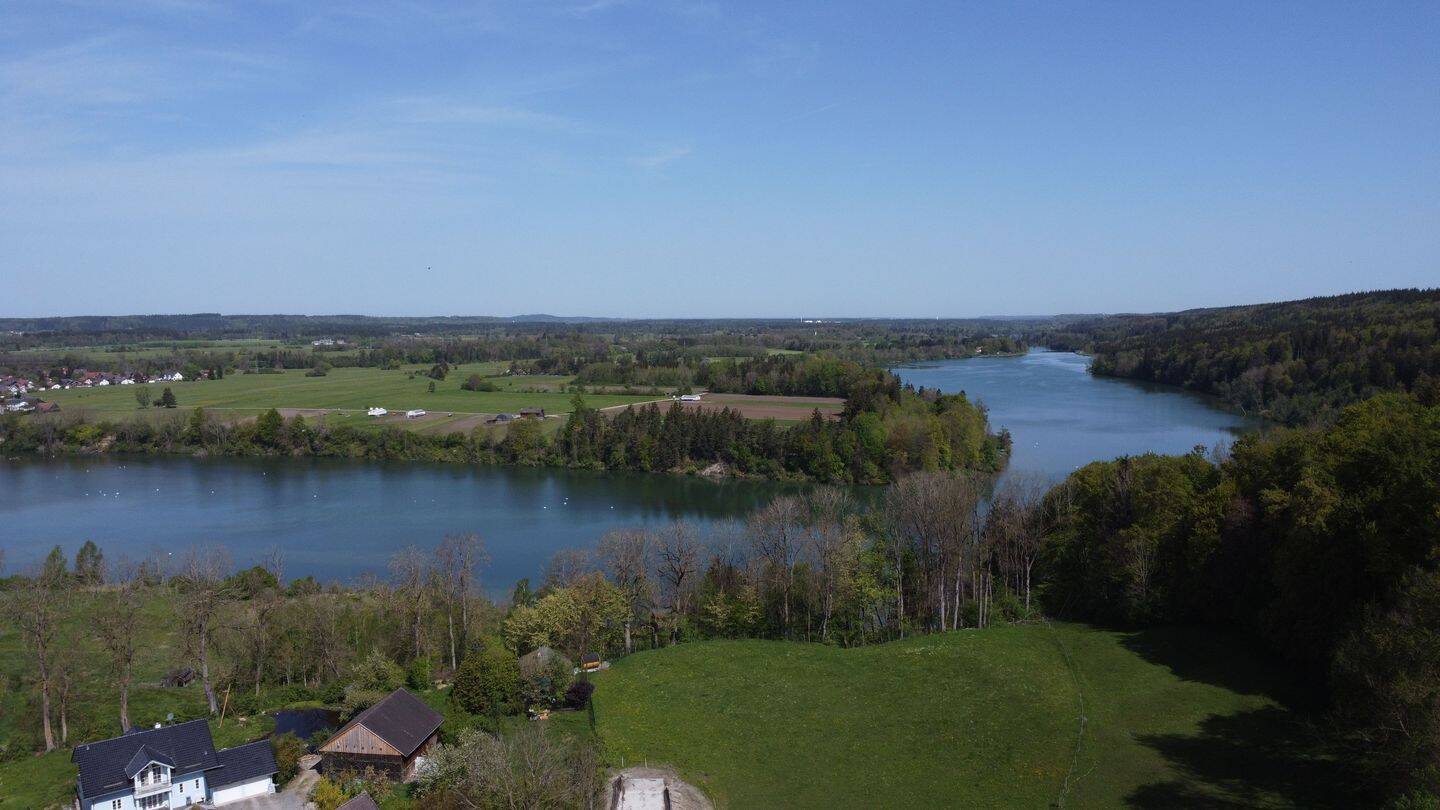image-65907312