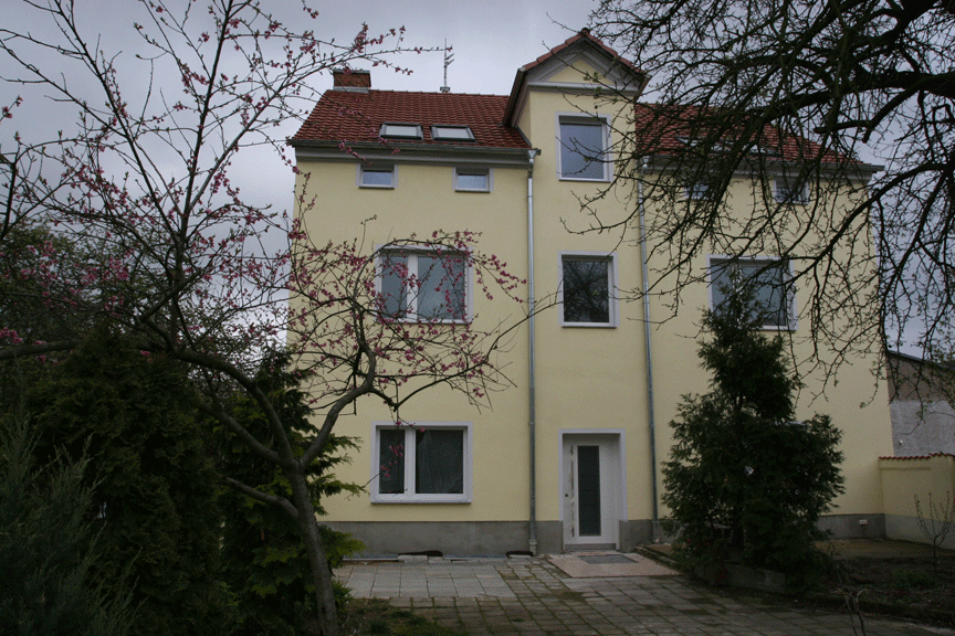 image-66044083