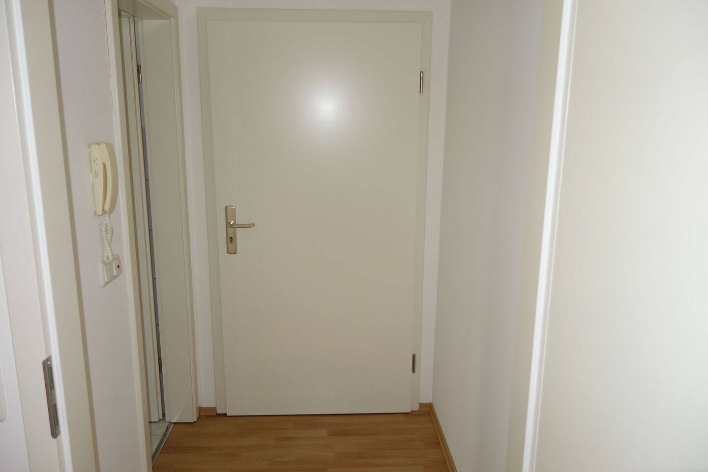 image-66054588