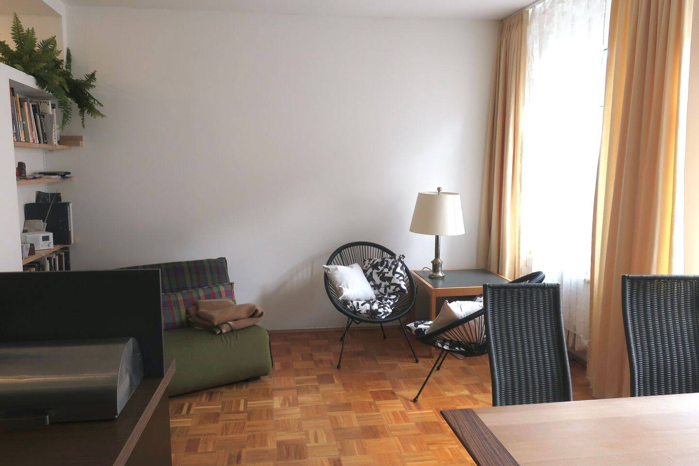 image-66067850