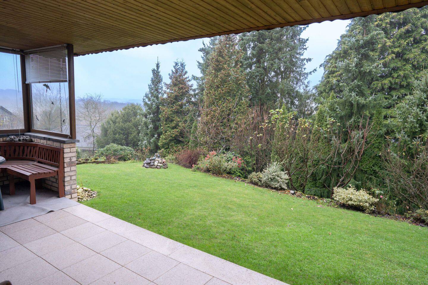 image-66098938