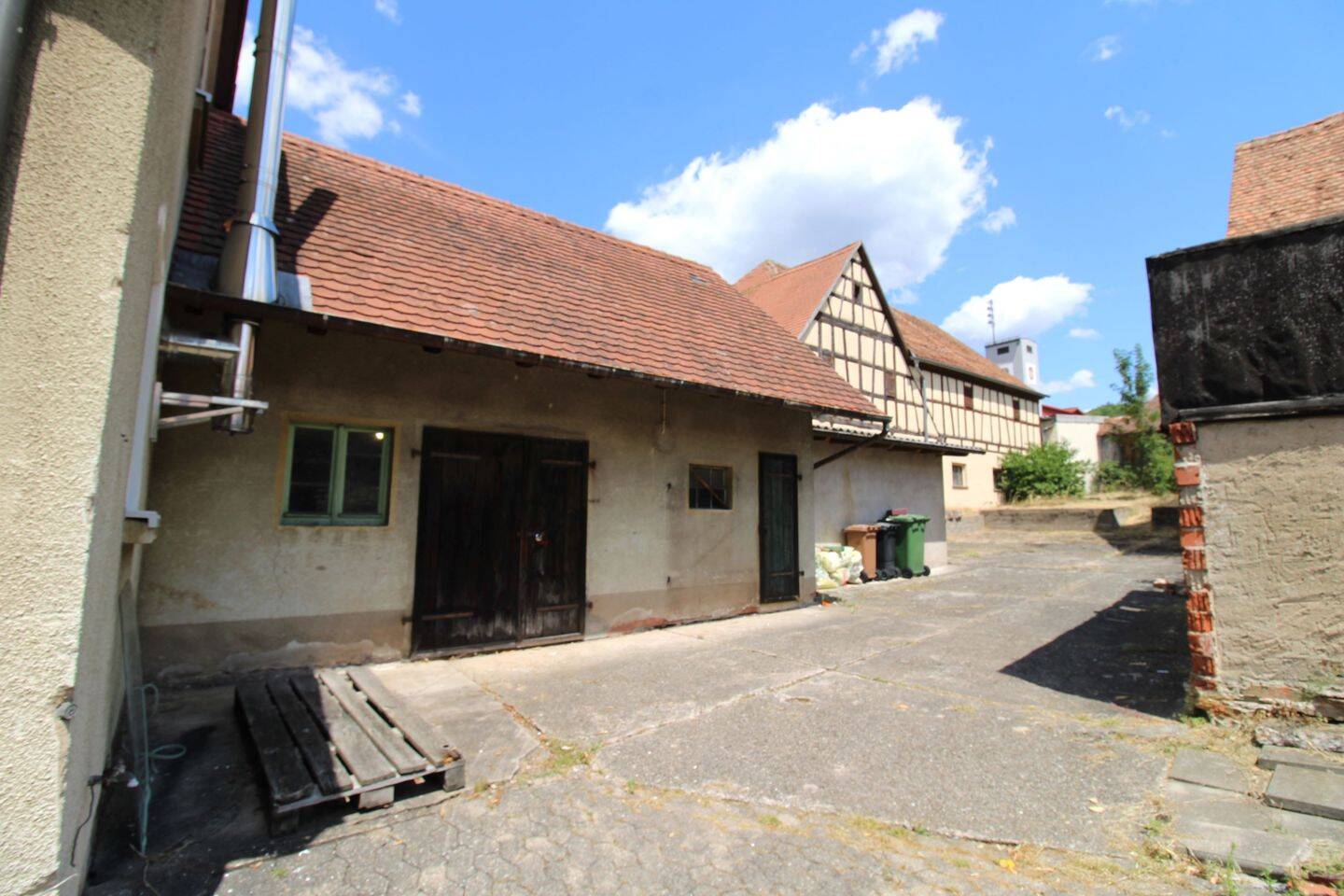 image-66201002