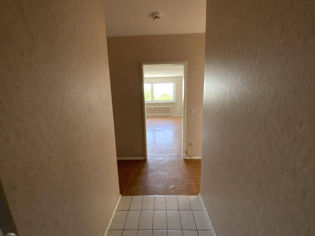 image-66292418