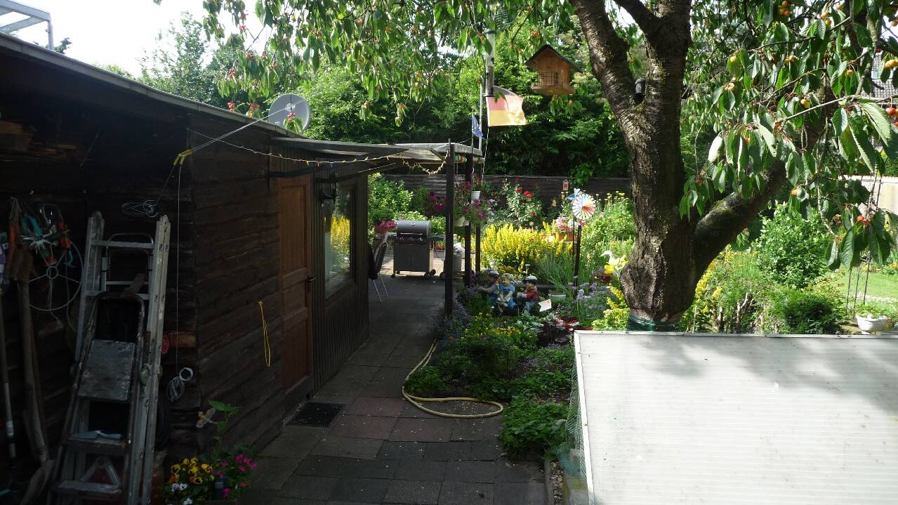 image-66292493