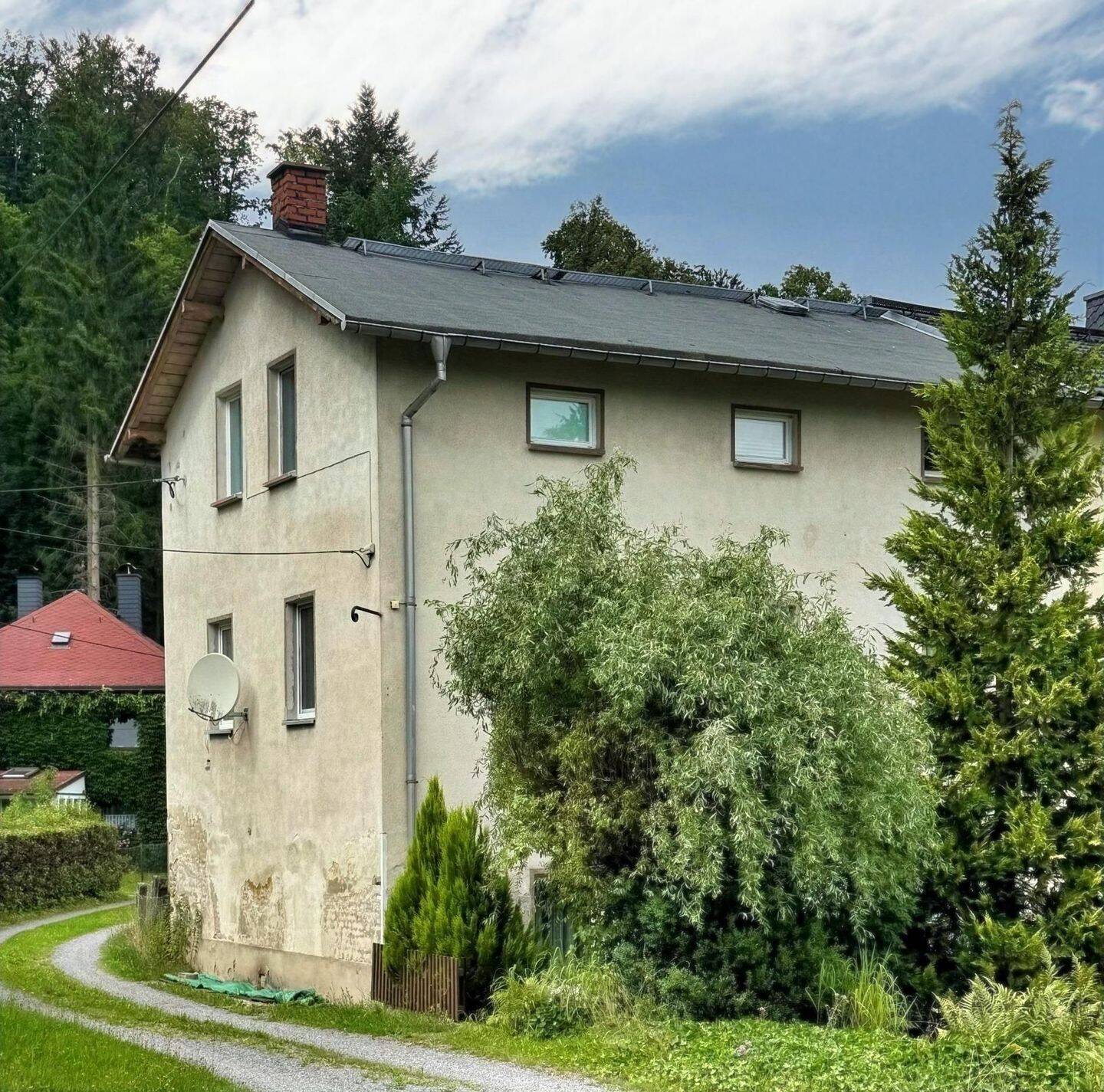 image-66346330