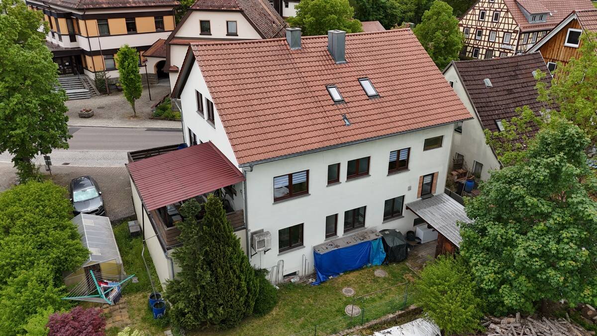 image-66541257
