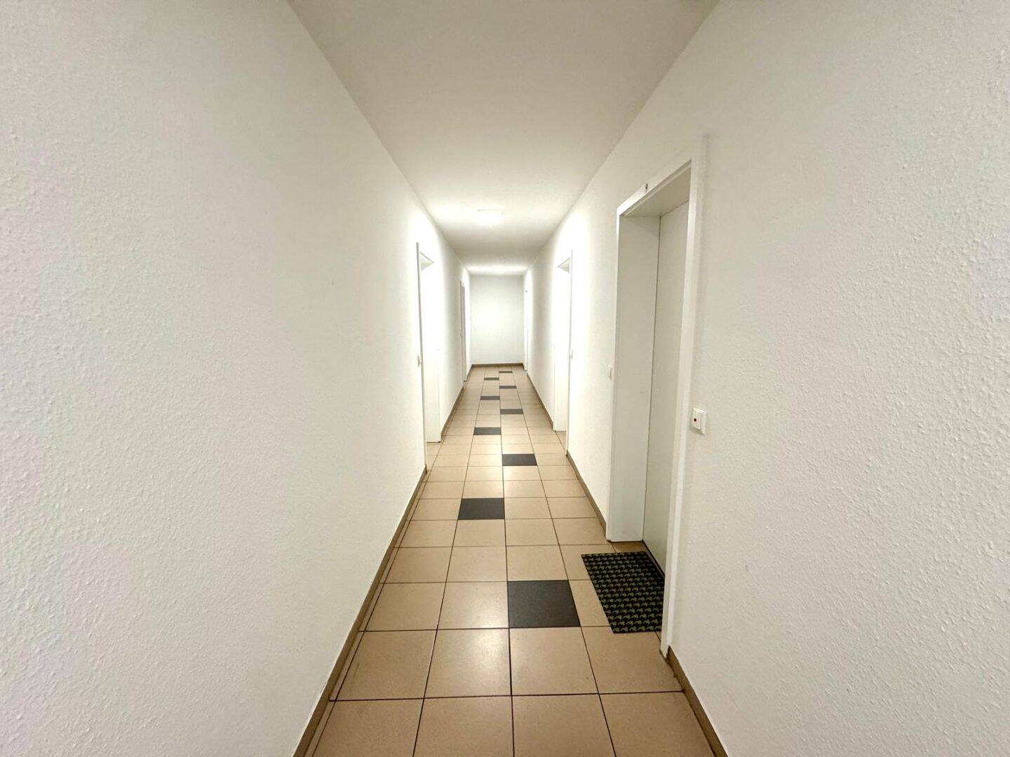 image-66570566