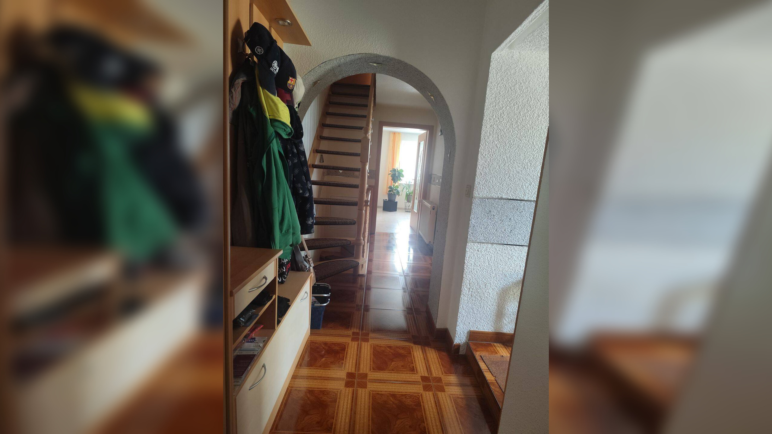 image-66642898