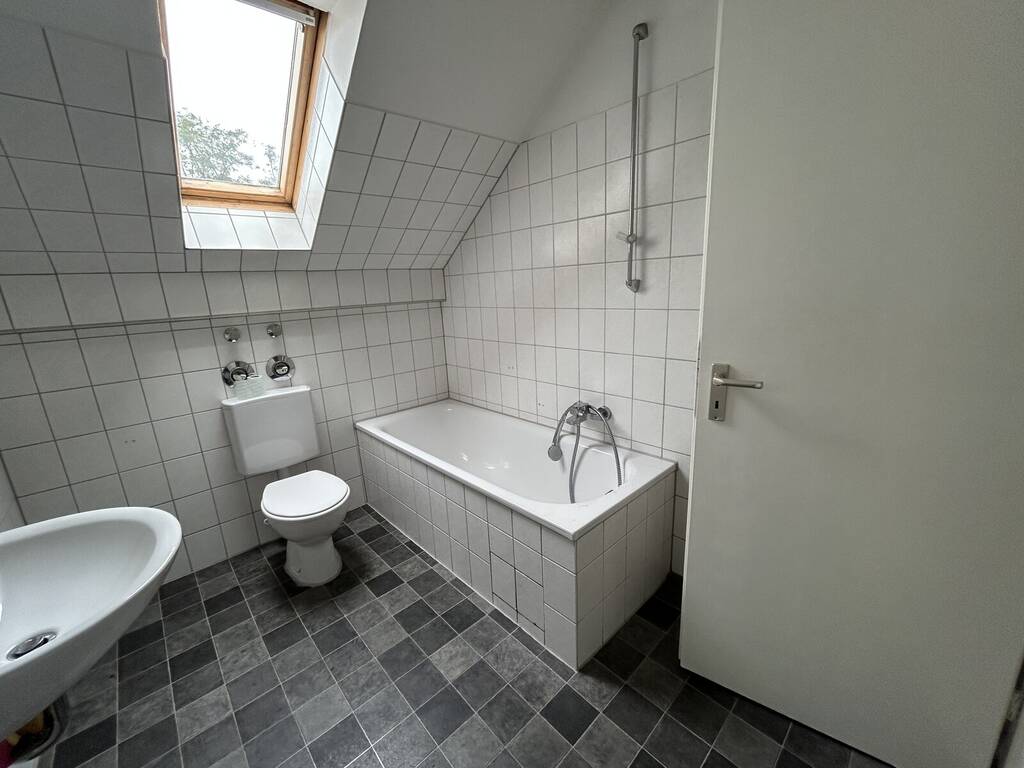 image-67298023