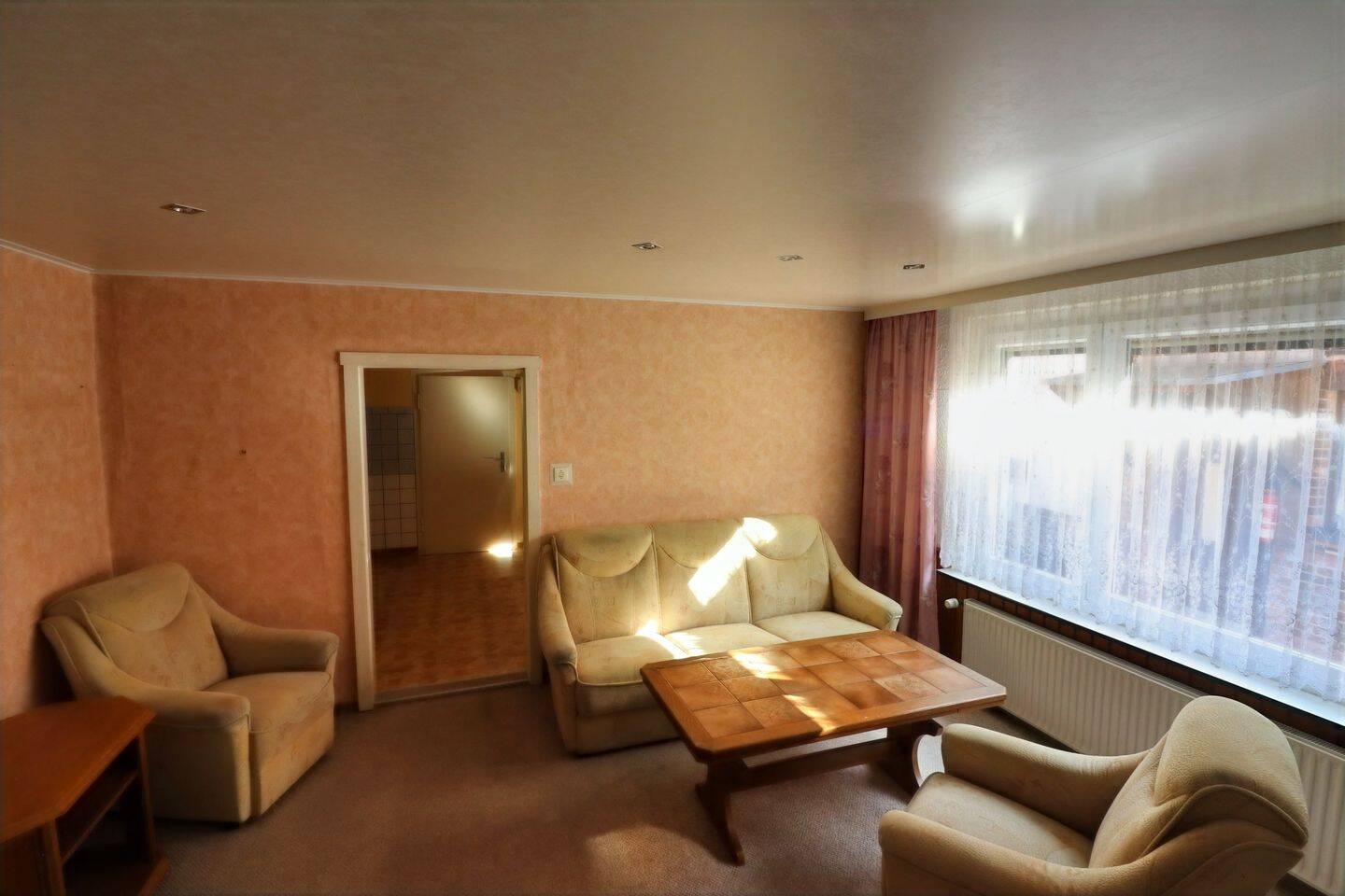 image-67317926