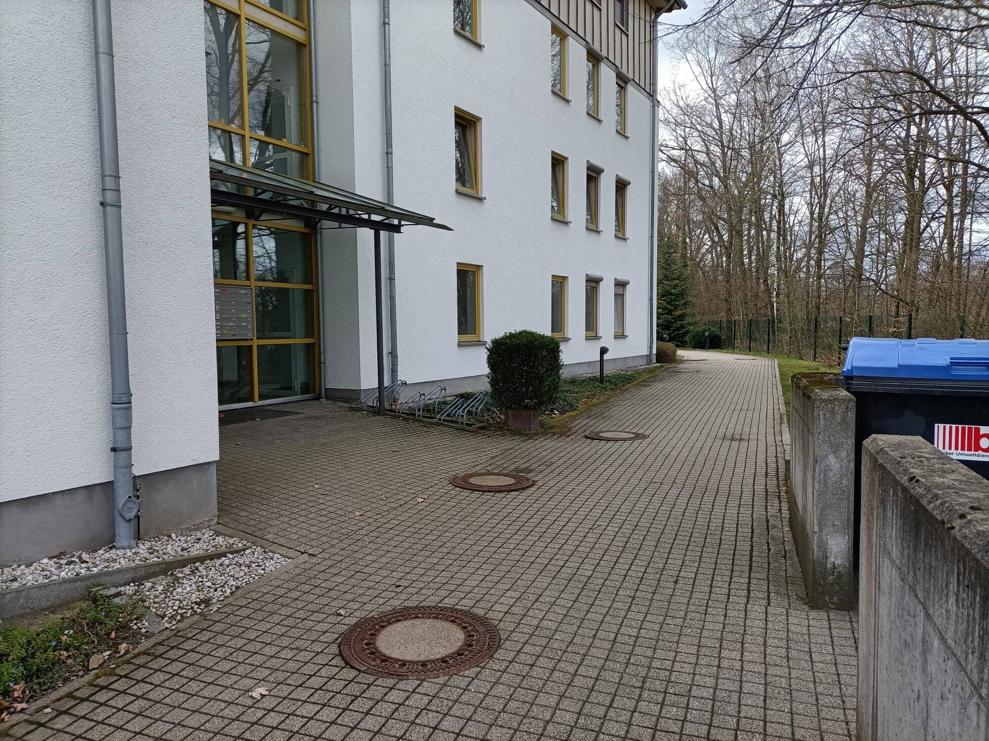 image-68377469