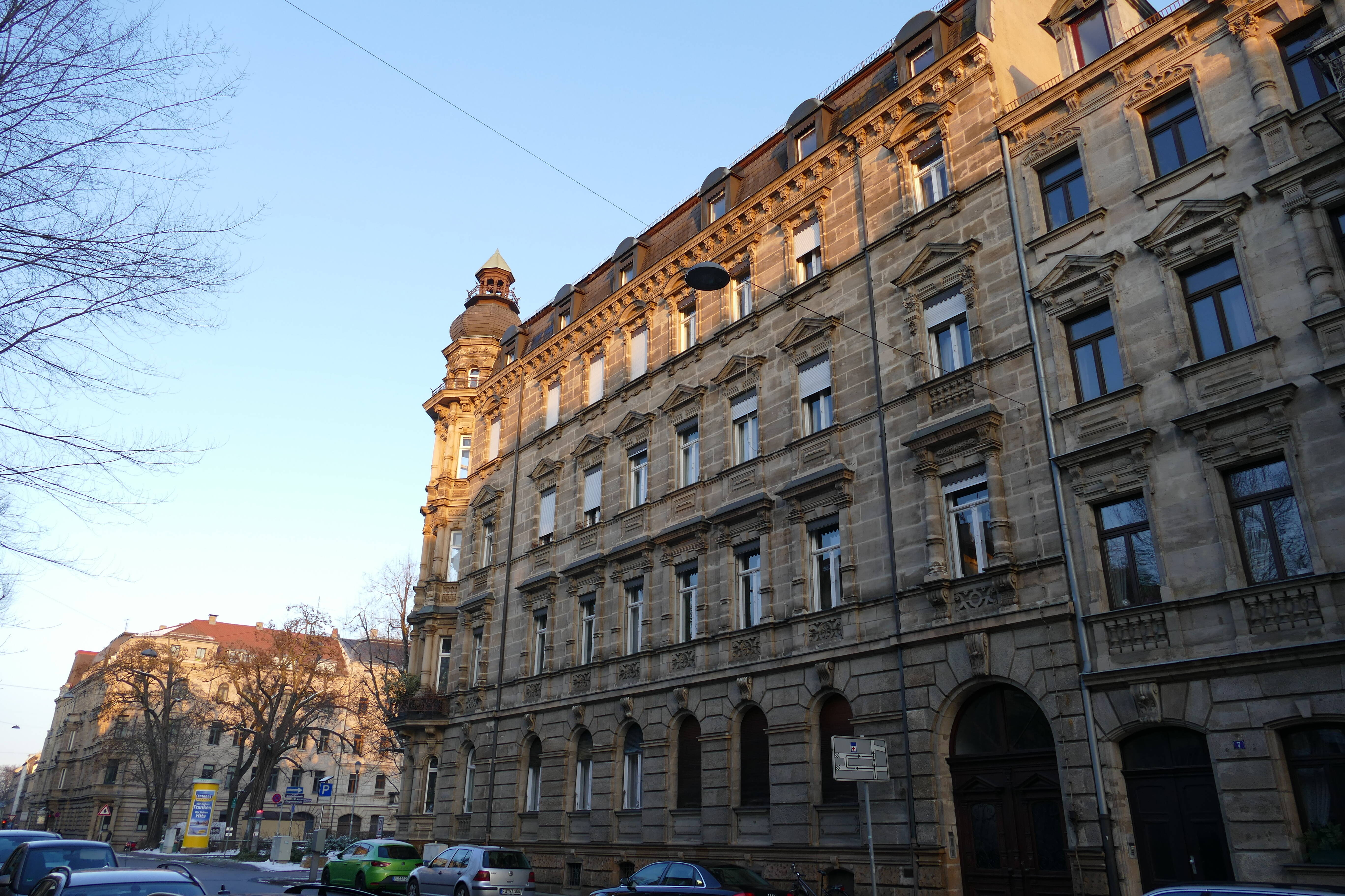image-68377523