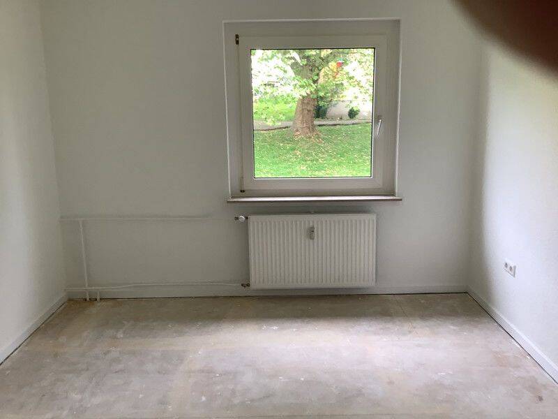 image-68381284