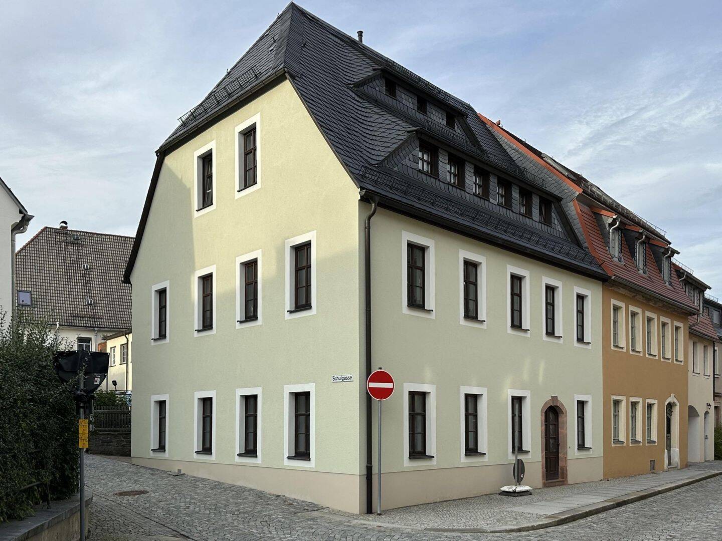 image-62236622