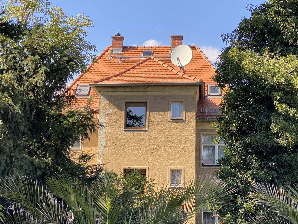 image-68971304