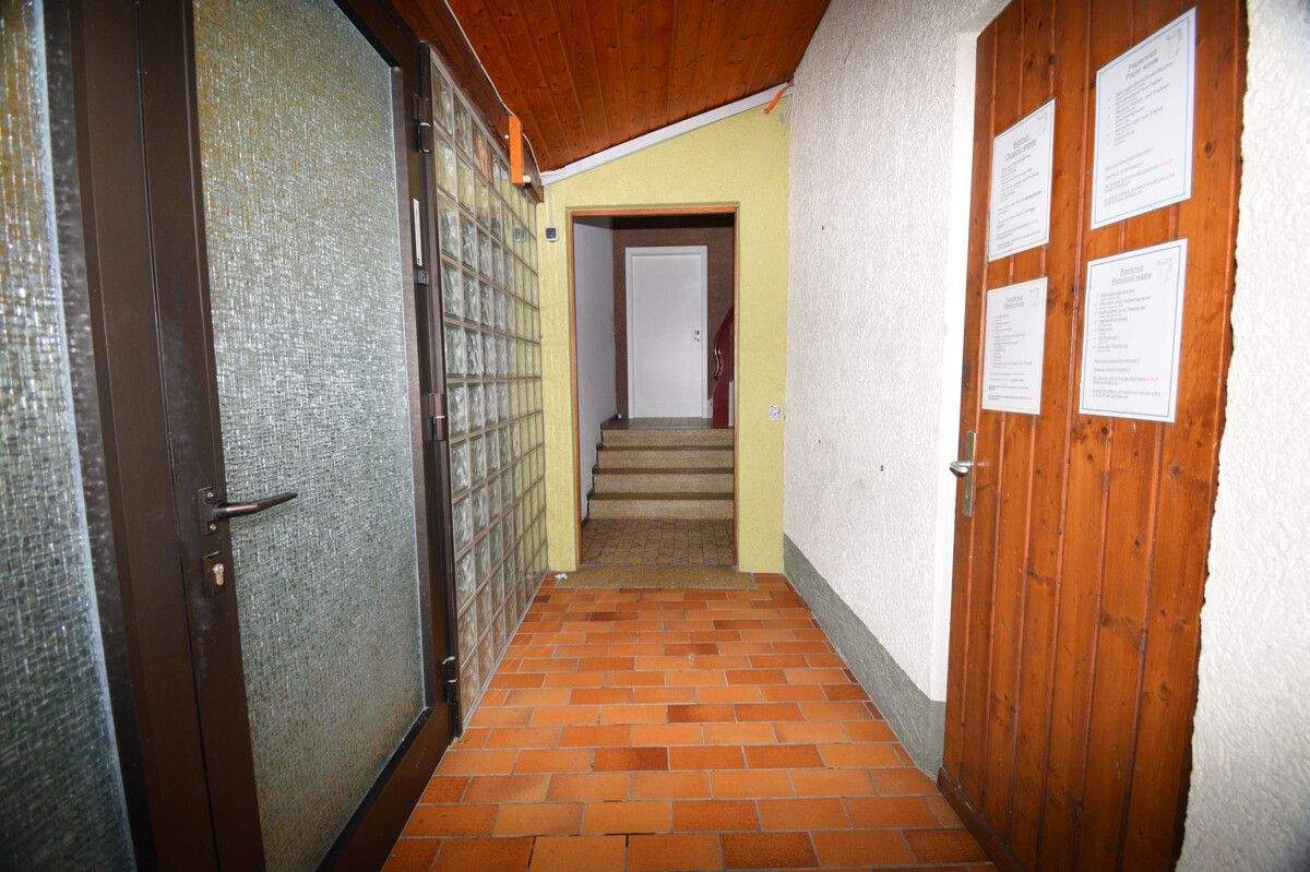 image-69990836