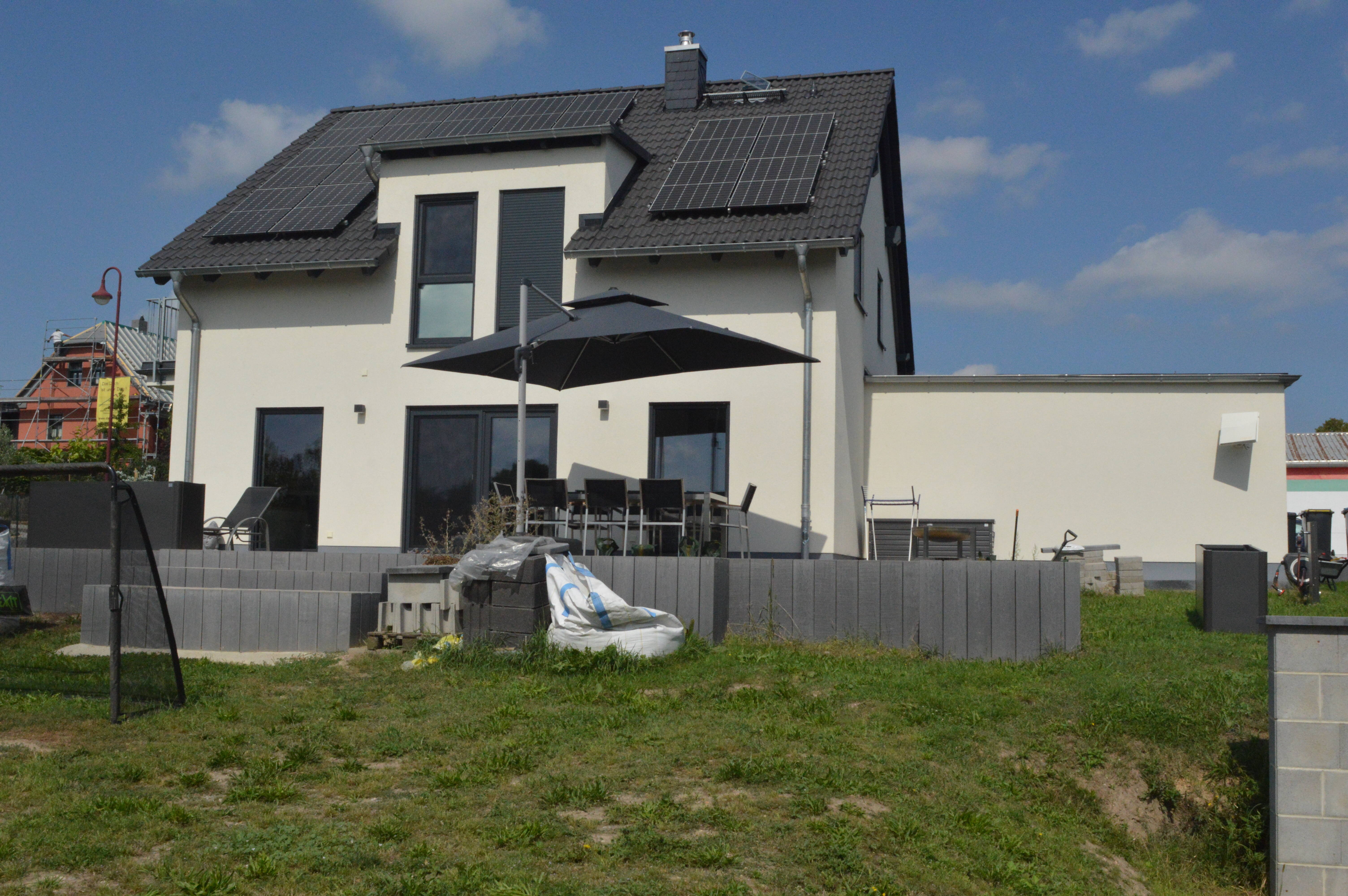 image-70007362