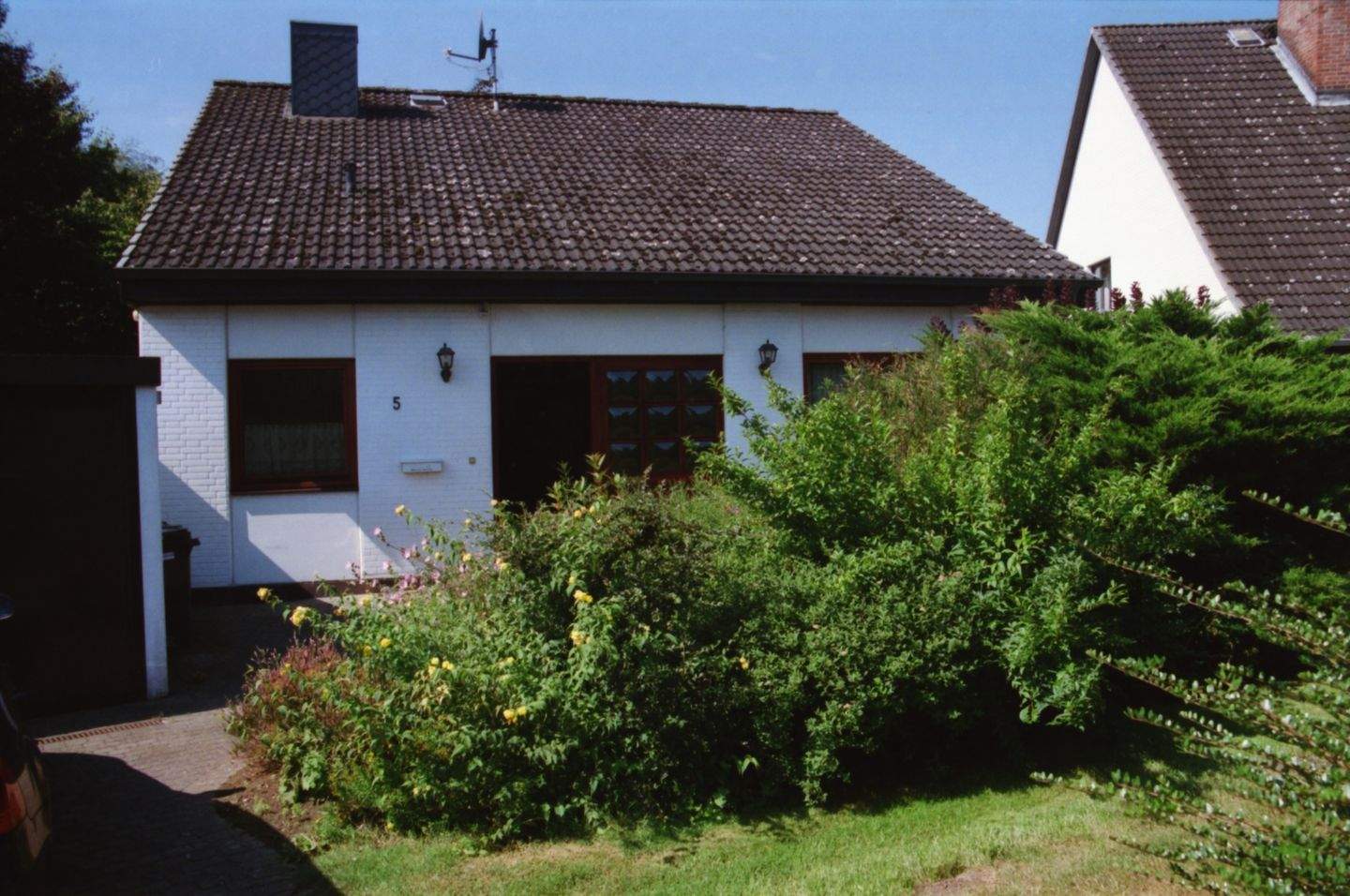 image-70137284