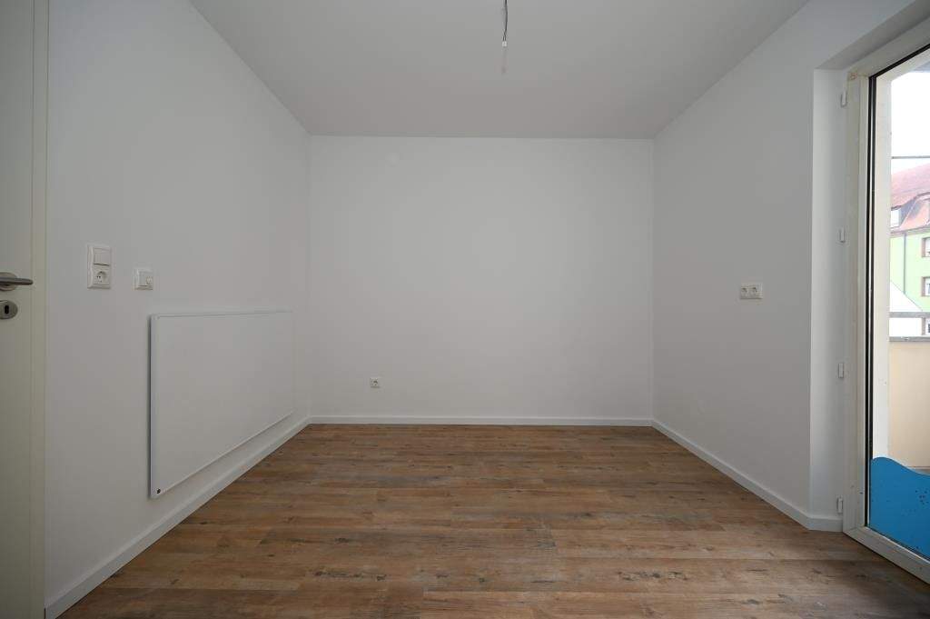 image-70146323