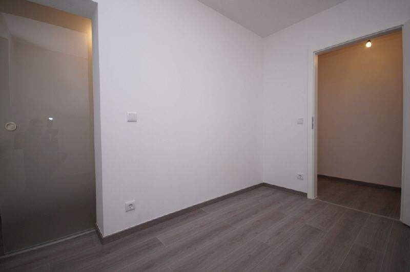 image-70160538