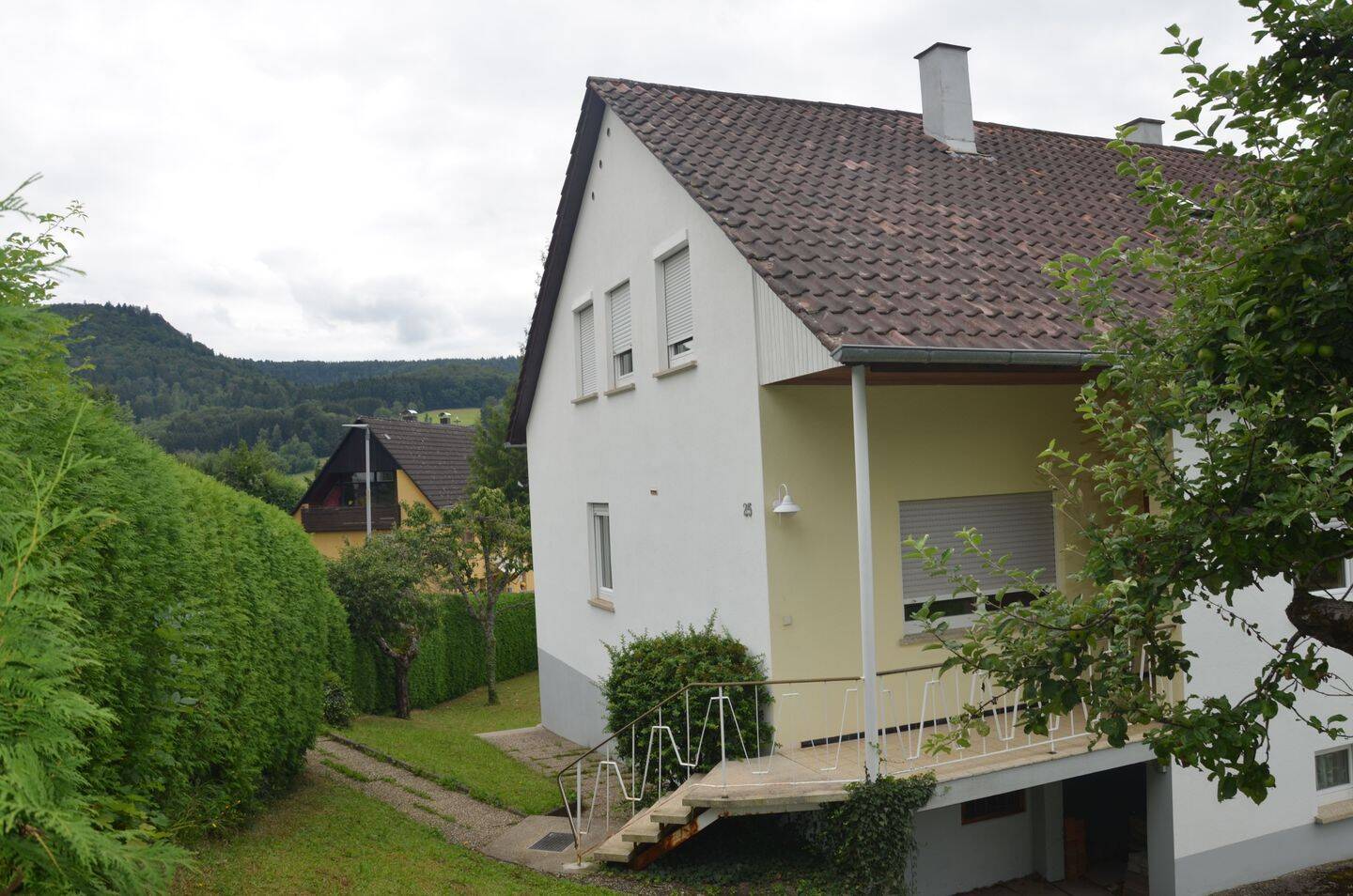 image-64779762