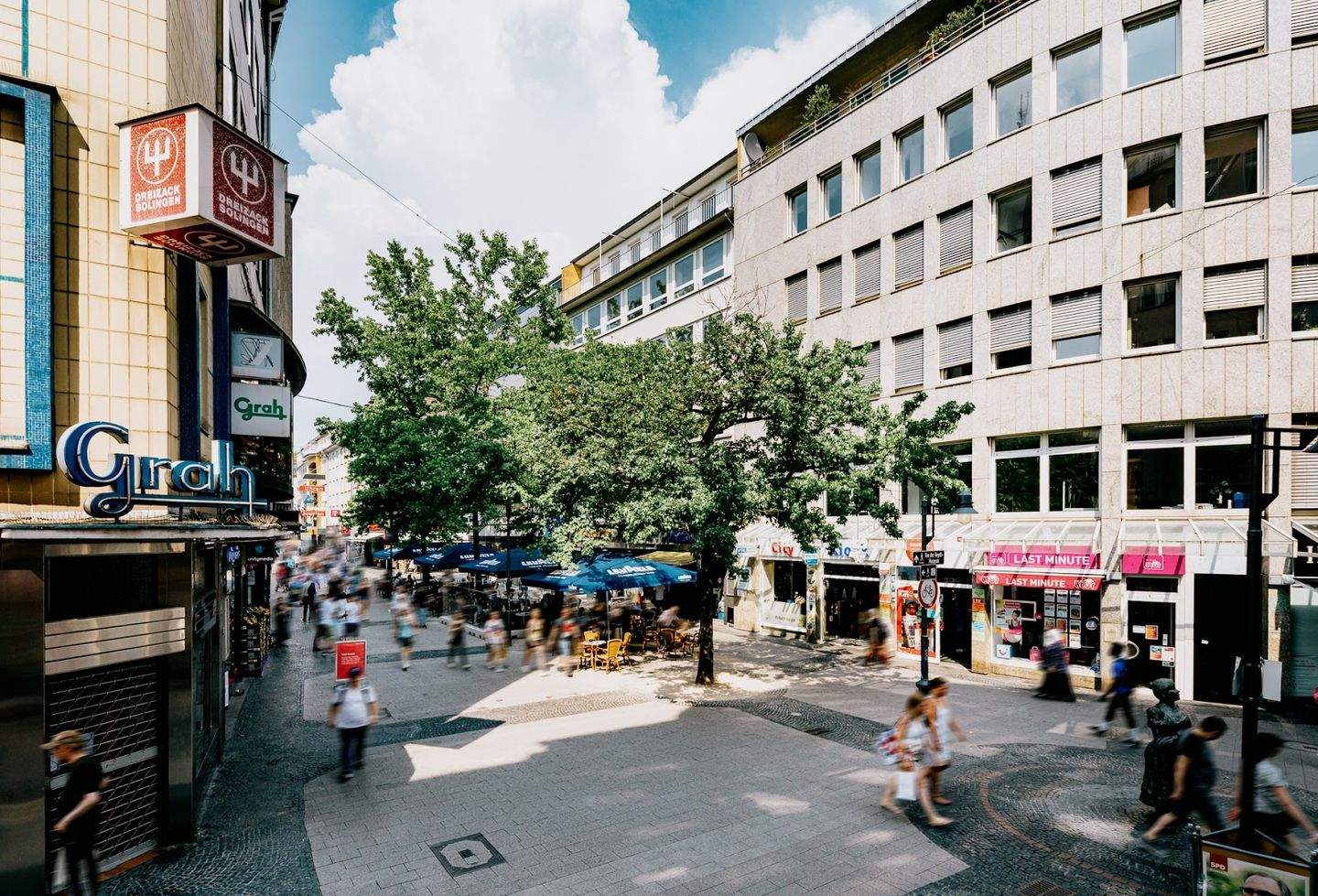 image-70211085