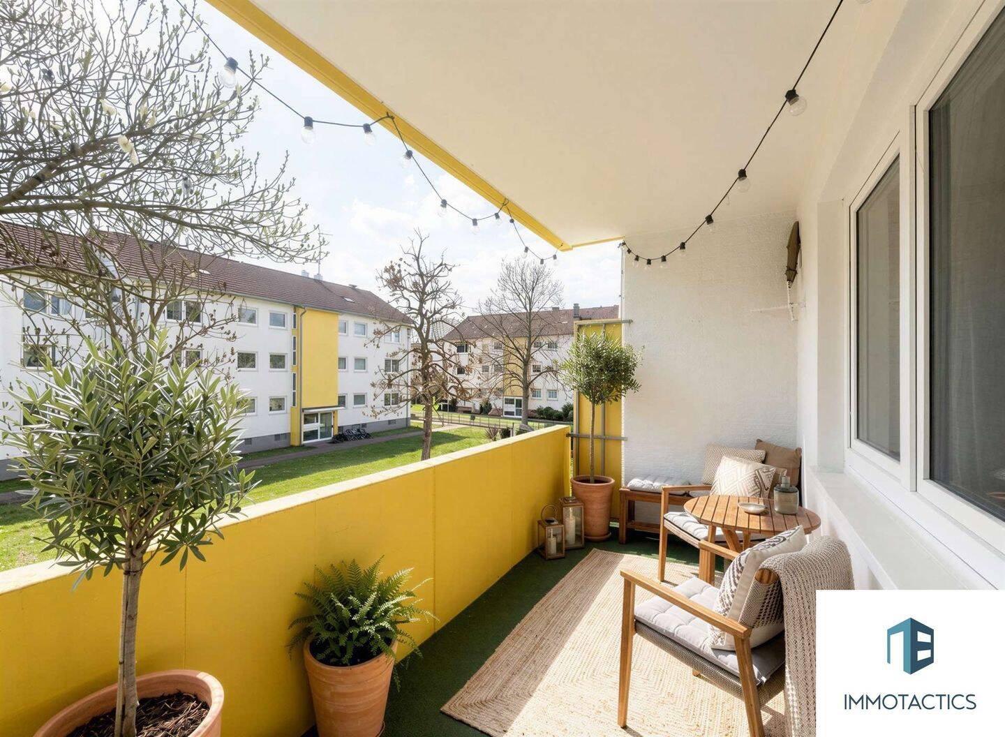 Zentral gelegene 2-Zimmer Wohnung mit Loggia, Kellerraum und Speicher in Bad Kreuznach, 55543 Bad Kreuznach
