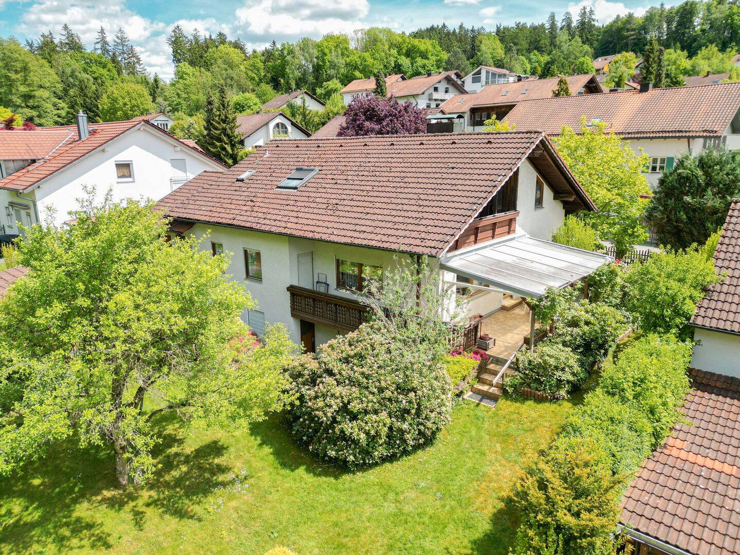 Großzügiges Familienglück in ruhiger Lage mit Gartenparadies, 85456 Wartenberg