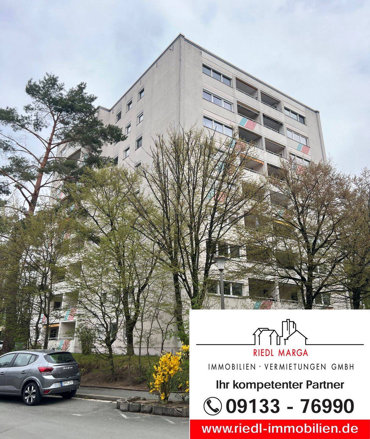 4-Zimmer-Wohnung mit Loggia in beliebter Lage von Spardorf, 91080 Marloffstein