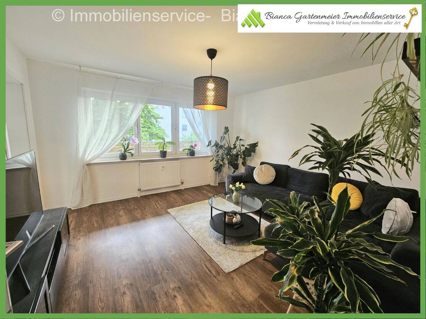 Hochwertig modernisierte 3 Zimmer  WHG mit geschmackvoller EBK in toller LAGE!, 73430 Aalen