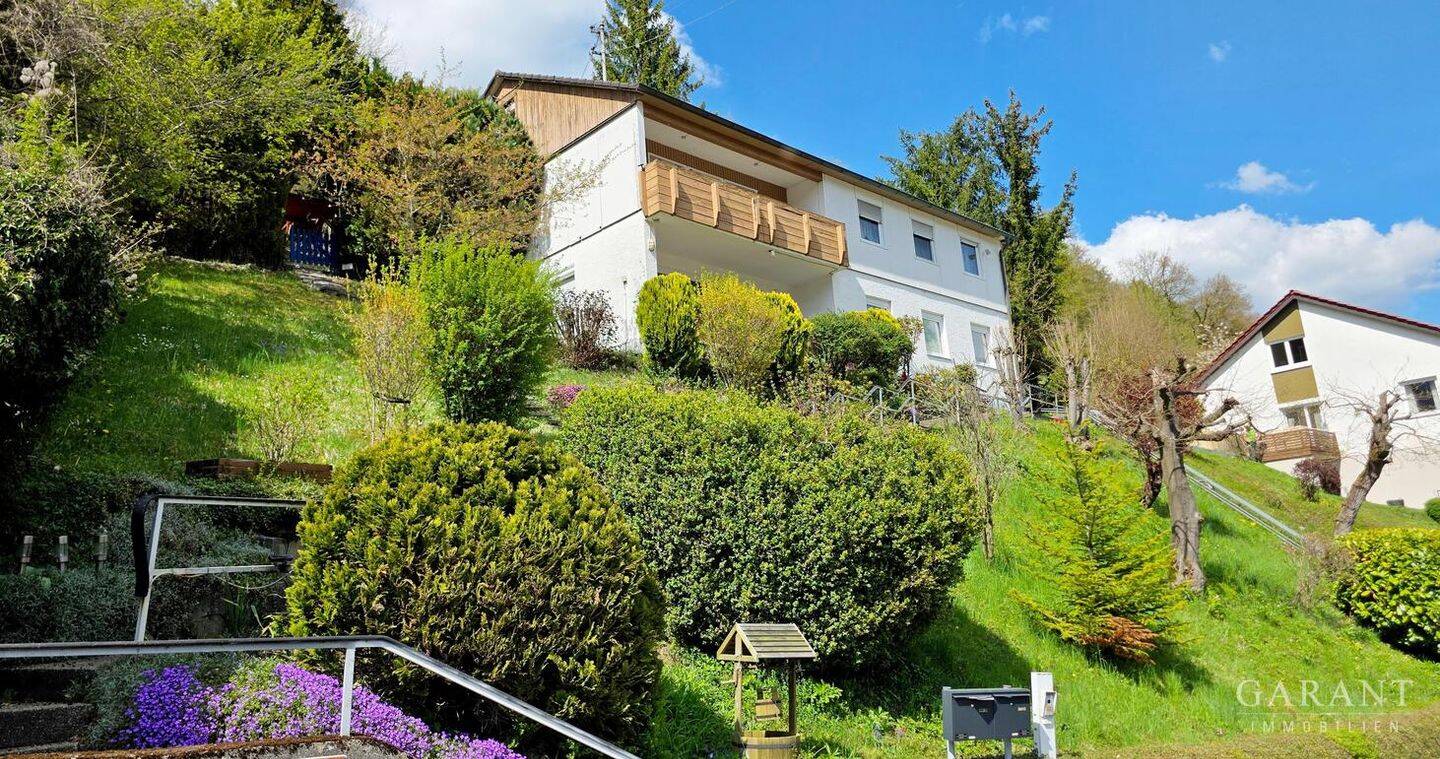 ** Einfamilienhaus mit ELW in Panoramalage – Filetstück von Mühlhausen **, 73347 Mühlhausen im Täle