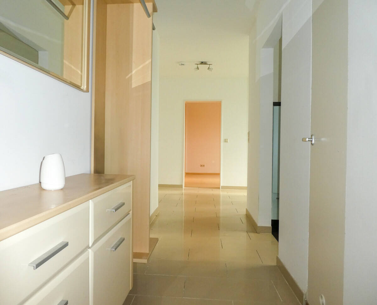 Altersgerechte Wohnung in Maudach, mit Fernblick auf die Haardt, mit Möglickeit einer extra Garage!