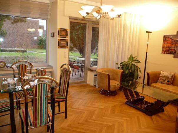 Exklusive 3-Zimmer-Wohnung mit Traumgarten und wohnlich ausgebautem Untergeschoss!, 40547 Düsseldorf (Lörick Niederkassel Oberkassel)